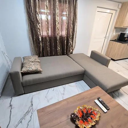 Glyki Canyon بيت للعطل
